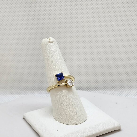 Brand New Sterling Silver 925 Blue/White Gemstones Ring - Picture 4 of 5